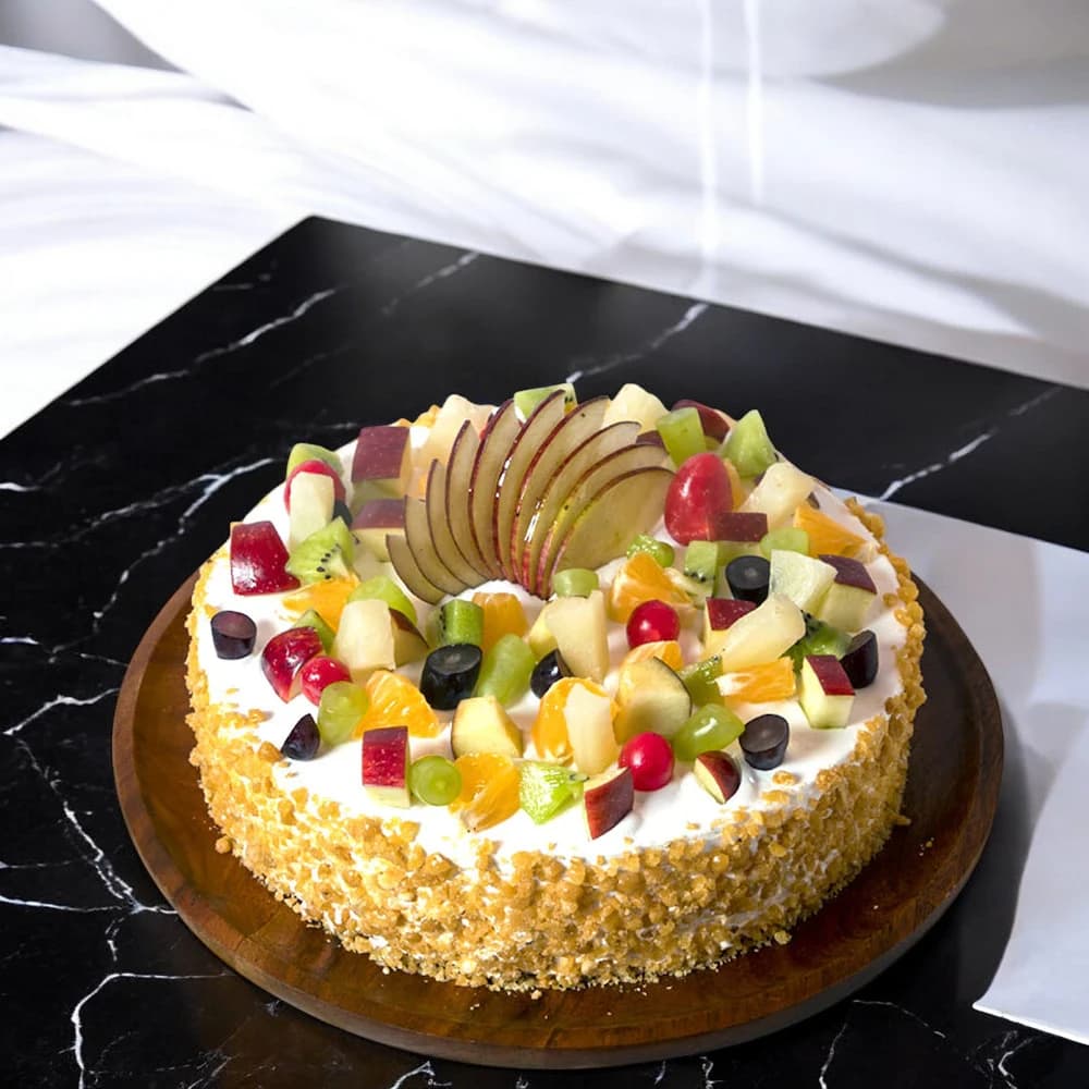 Fruity Crunchy Cream Cake view 1