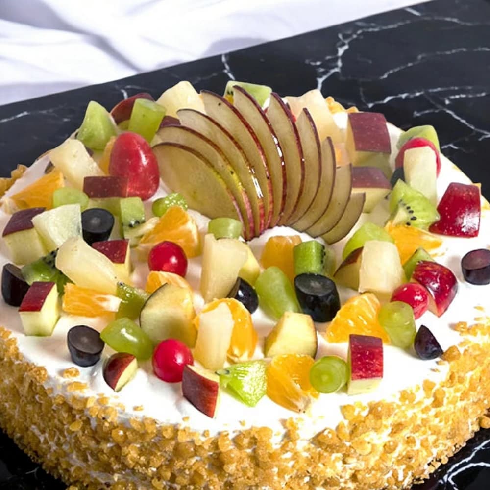 Fruity Crunchy Cream Cake view 2