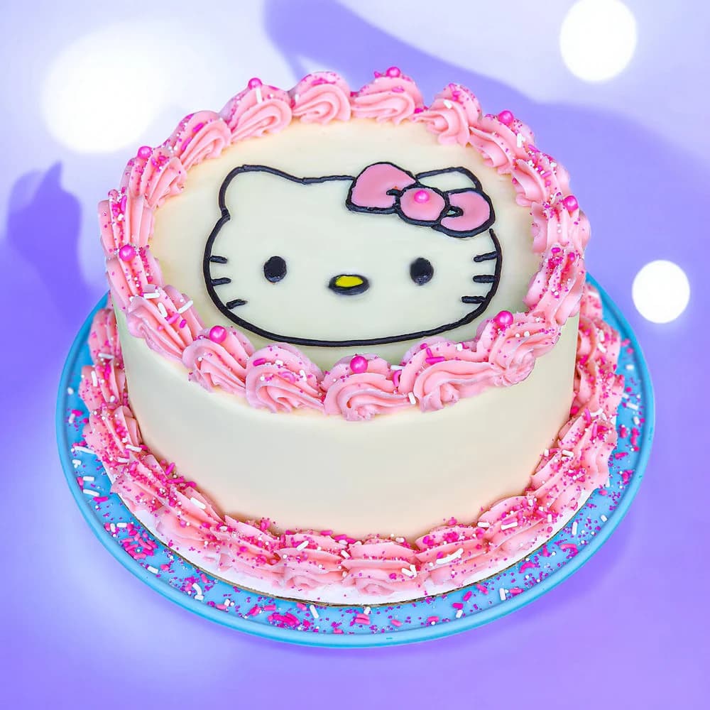 Vanilla Pinky Kitty cake