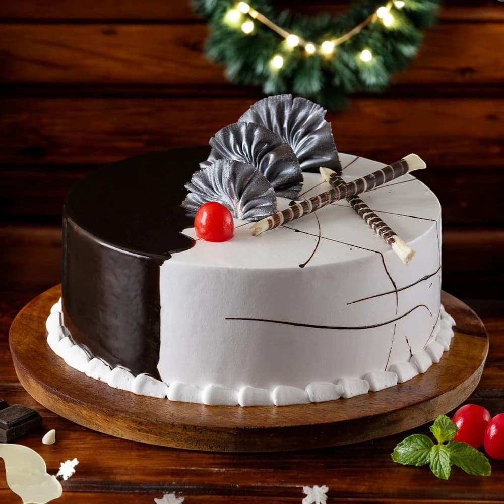 Choco Vanilla Cream Cake view 3