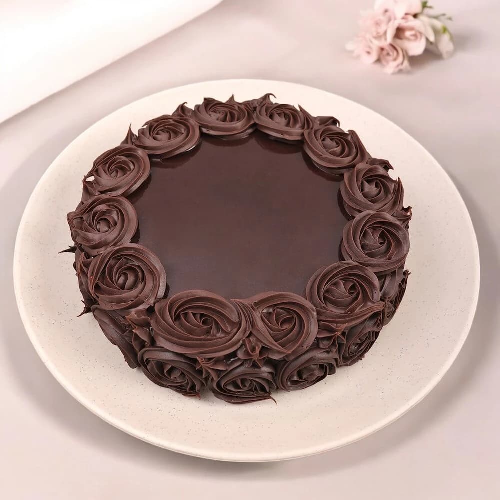 Floral Elegance Chocolate Cake