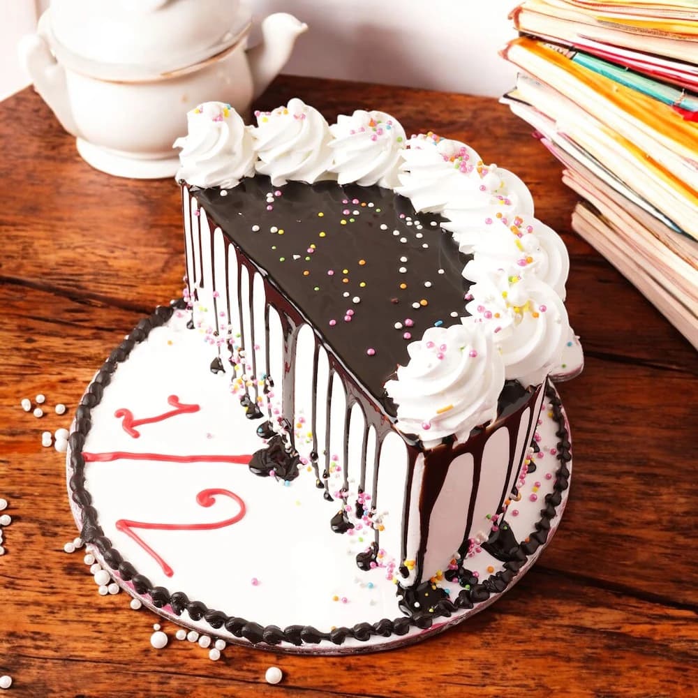 Half Sprinkling Cake