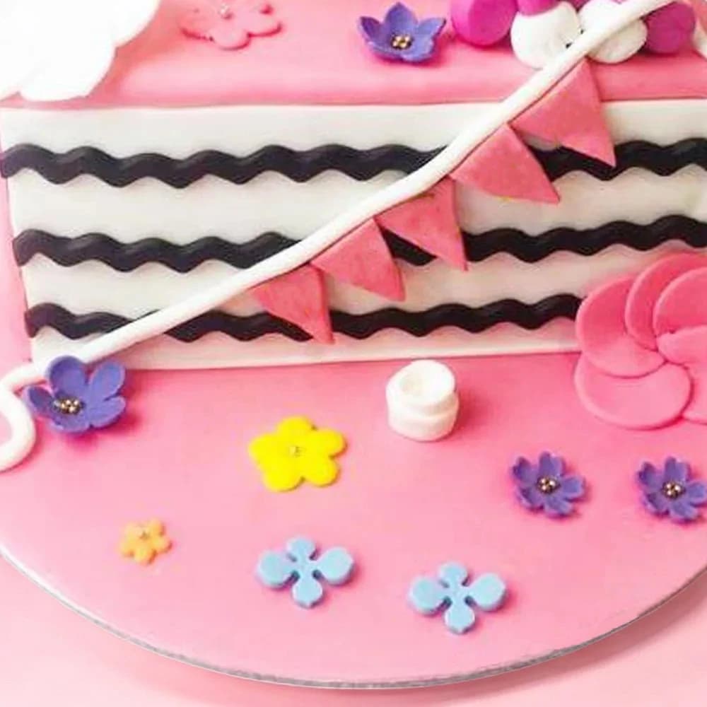 Pink Minnie Mouse Cake view 2