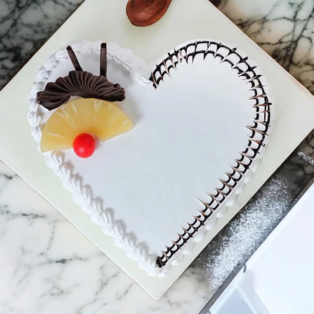 Pineapple Valentines heart cake
