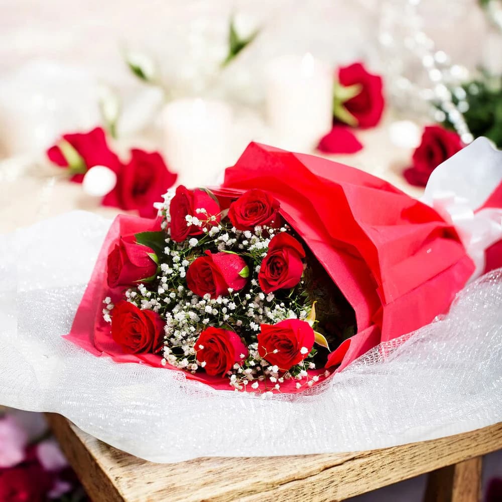 8 Red Roses Bouquet view 1