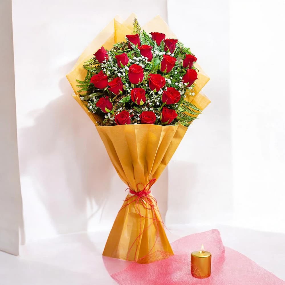Vivid Aureate Roses Bouquet