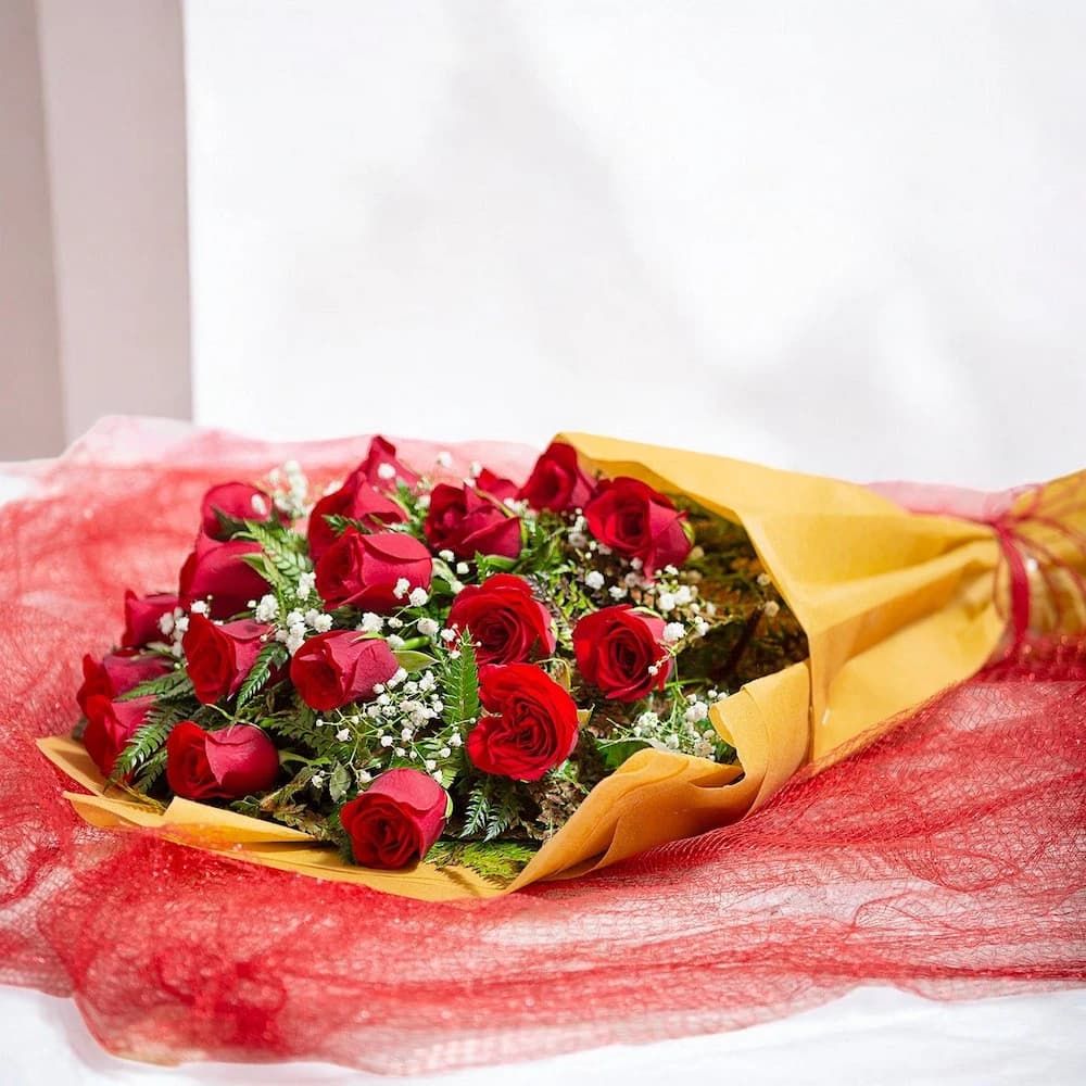 Vivid Aureate Roses Bouquet view 1