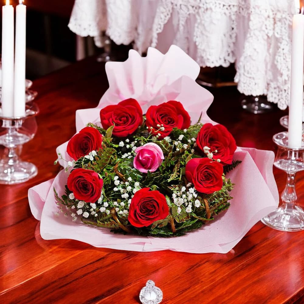 Splendid Love Roses Bouquet view 2