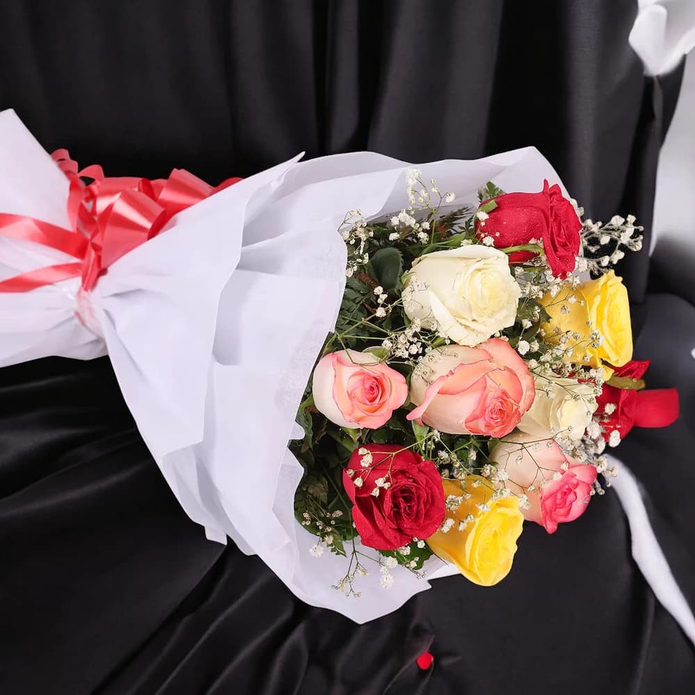 Mixed Roses Romantic Bouquet view 4