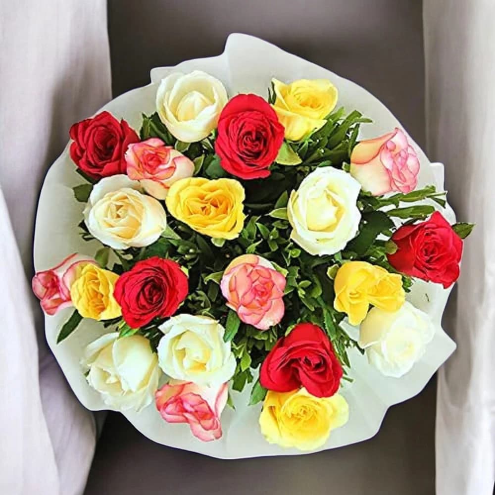 Touch of Luxury Mix Roses Bouquet