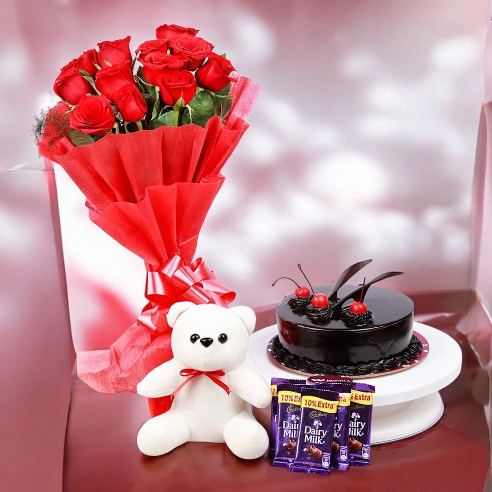 Hamper of Sweetness view 3