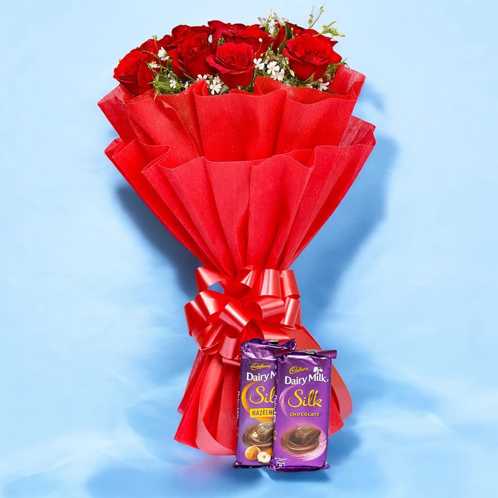 Red Roses With Chocolates