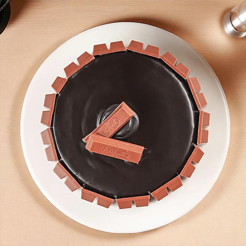 KitKat Fantasy Truffle Cake view 1