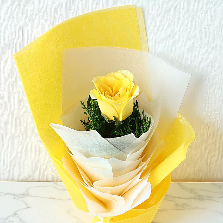 Joyful Single Yellow Rose