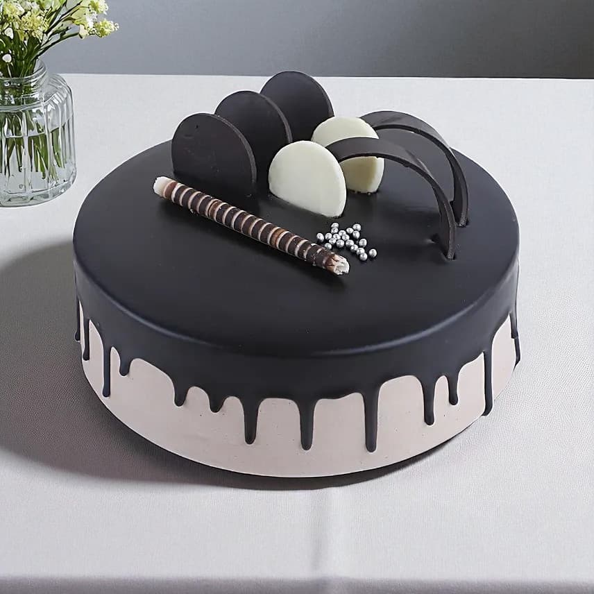 Bright Yellow Rose Bouquet & Chocolate Cake view 1