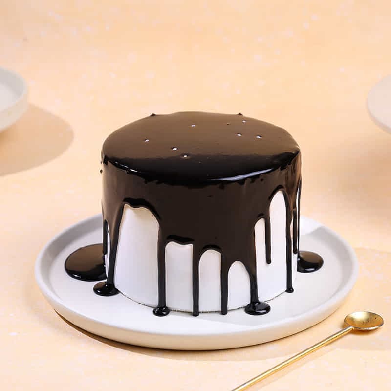 Choco Vanilla Pull Me Up Cake