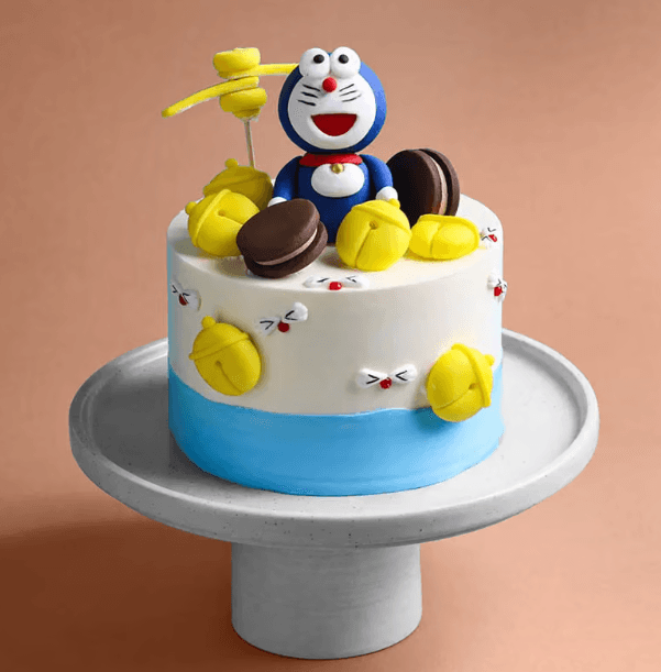 Bells N Doraemon Theme Cake