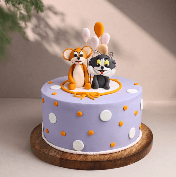 Tom N Jerry Polka Dot Cake